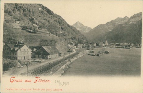 Alte Ansichtskarte Flüelen, Panorama mit Bahnstrecke