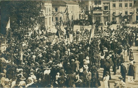 Alte Ansichtskarte Greifenberg i. P., Volks- und Trachtenfest 1813-1913 am 24. August 1913