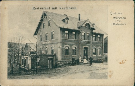 Alte Ansichtskarte Gruß aus Wildenau i. Vgtl. b. Rodewisch, Restaurant mit Kegelbahn
