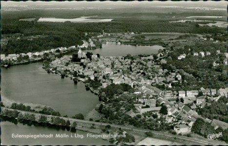 Alte Ansichtskarte Eulenspiegelstadt Mölln i. Lbg., Fliegeraufnahme