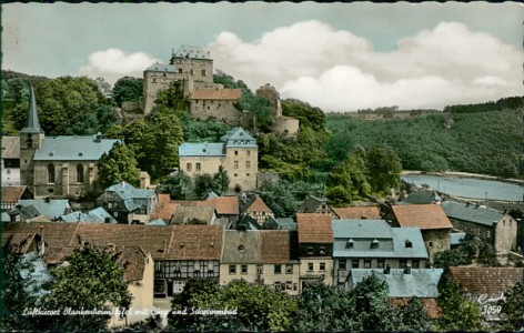 Alte Ansichtskarte Luftkurort Blankenheim/Eifel, Teilansicht mit Burg und Schwimmbad
