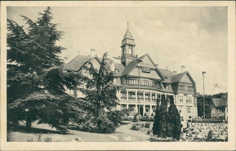 Alte Ansichtskarte Falkenstein i. Taunus, Offizierheim Taunus. Hauptgebäude