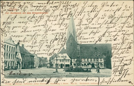 Alte Ansichtskarte Eutin, Der Marktplatz mit dem Kriegerdenkmal