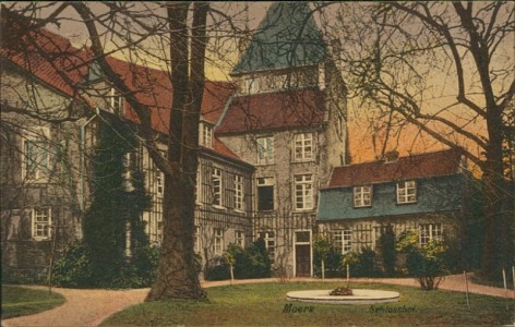 Alte Ansichtskarte Moers, Schlosshof