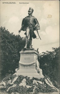 Alte Ansichtskarte Stralsund, Schilldenkmal