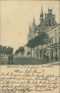 Alte Ansichtskarte Neumünster, Beim Rathaus