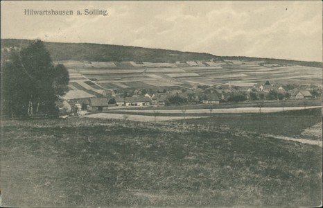 Alte Ansichtskarte Hilwartshausen a. Solling, Gesamtansicht