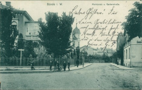 Alte Ansichtskarte Bünde i. W., Marktplatz u. Gartenstraße