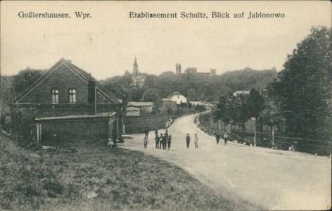 Alte Ansichtskarte Goßlershausen, Wpr., Etablissement Schultz, Blick auf Jablonowo