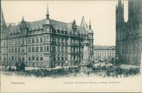 Alte Ansichtskarte Wiesbaden, Marktplatz mit Brunnen, Rathaus u. evang. Hauptkirche