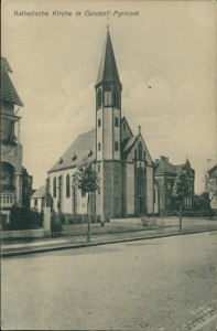 Alte Ansichtskarte Katholische Kirche in Oesdorf-Pyrmont, 