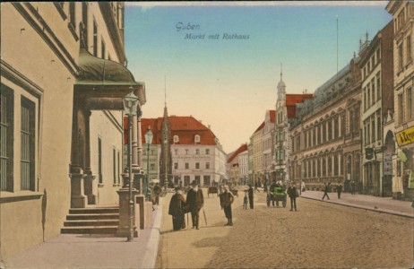 Alte Ansichtskarte Guben, Markt mit Rathaus