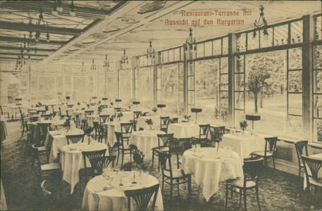 Alte Ansichtskarte Baden-Baden, Hotel de l'Europe. Restaurant-Terrasse mit Aussicht auf den Kurgarten
