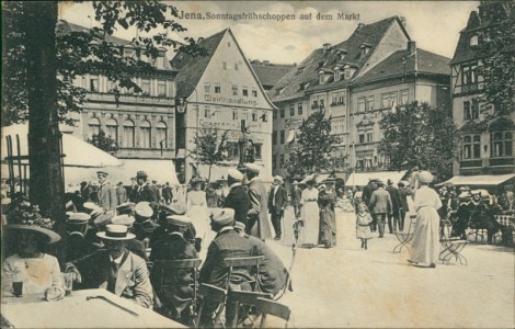Alte Ansichtskarte Jena, Sonntagsfrühschoppfen auf dem Markt, Studenten