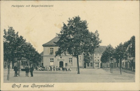 Alte Ansichtskarte Schwalmtal-Waldniel-Burgwaldniel, Marktplatz mit Bürgermeisteramt