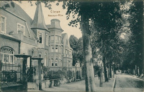 Alte Ansichtskarte Kleve, Nassauer-Allee