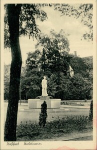 Alte Ansichtskarte Staßfurt, Marktbrunnen