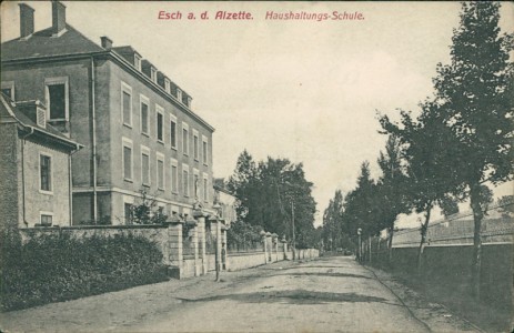 Alte Ansichtskarte Esch-sur-Alzette, Haushaltungs-Schule