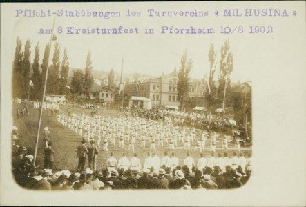 Alte Ansichtskarte Pforzheim, Pflicht-Stabübungen des Turnvereins MILHUSINA am 8. Kreisturnfest in Pforzheim 10/8 1902