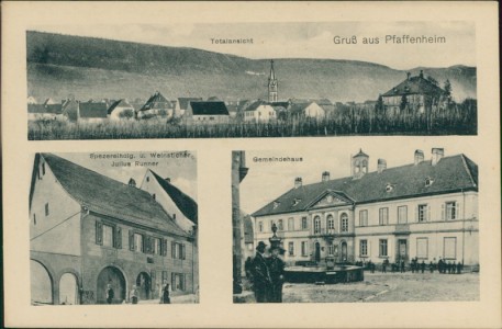 Alte Ansichtskarte Pfaffenheim, Totalansicht, Spezereihdlg. u. Weinsticher Julius Runner, Gemeindehaus