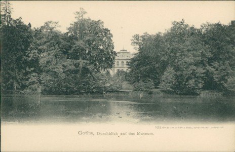 Alte Ansichtskarte Gotha, Durchblick auf das Museum