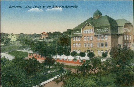 Alte Ansichtskarte Wiesbaden-Dotzheim, Neue Schule an der Schwalbacherstraße