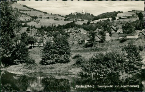 Alte Ansichtskarte Kahla, Saalepartie mit Leuchtenburg