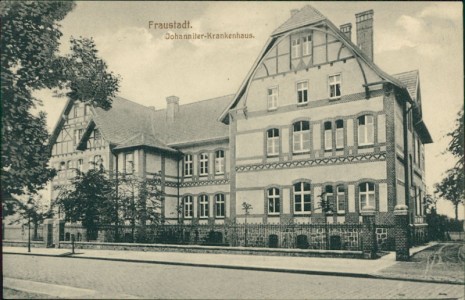 Alte Ansichtskarte Fraustadt / Wschowa, Johanniter-Krankenhaus