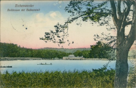 Alte Ansichtskarte Birkenwerder, Boddensee mit Badeanstalt