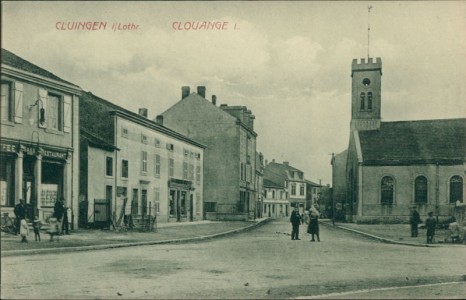 Alte Ansichtskarte Kluingen / Clouange, Teilansicht mit Kirche