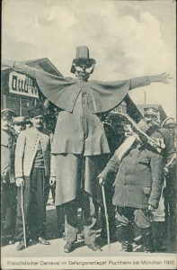 Alte Ansichtskarte Puchheim, Französischer Carneval im Gefangenenlager Puchheim bei München 1916