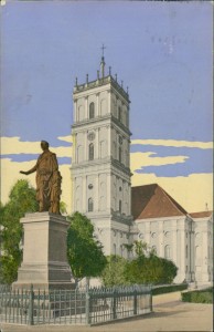 Alte Ansichtskarte Neustrelitz, Grossherzog Georg-Denkmal u. Kirche