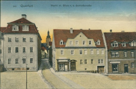 Alte Ansichtskarte Querfurt, Markt m. Blick n. d. Schloßstraße