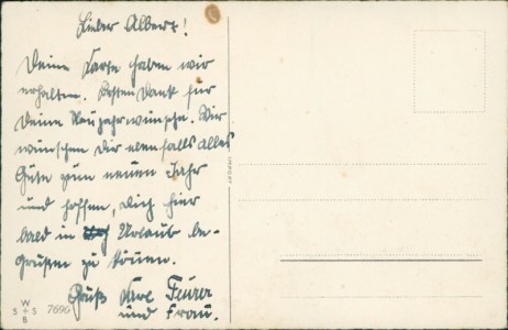 Adressseite der Ansichtskarte Viel Glück im neuen Jahr, Mädchen mit Topf voller Klee und Hund, Knabe bläst Luftballon in Form eines Schweins