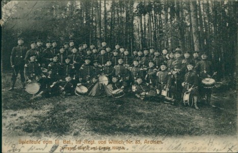 Alte Ansichtskarte Arolsen, Spielleute vom III. Bat., Inf.-Regt. von Wittich Nr. 83, Jahrgang 1911/12 und Ersatz 1912/13
