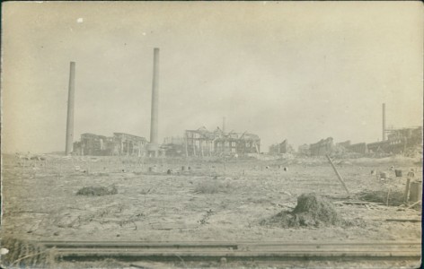 Alte Ansichtskarte Ludwigshafen am Rhein-Oppau, Explosion, Industrieanlage