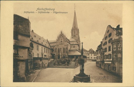 Alte Ansichtskarte Aschaffenburg, Stiftsplatz - Stiftskirche - Pilgerbrunnen