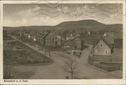 Alte Ansichtskarte Allendorf a. d. Eder, Straßenpartie