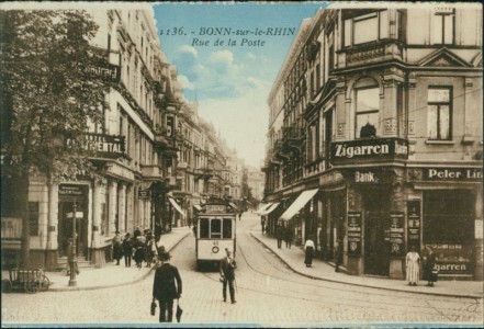 Alte Ansichtskarte Bonn, Rue da la Poste mit Straßenbahn
