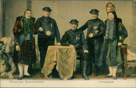 Alte Ansichtskarte Altenburger Bauerntrachten, Hochzeitsgäste