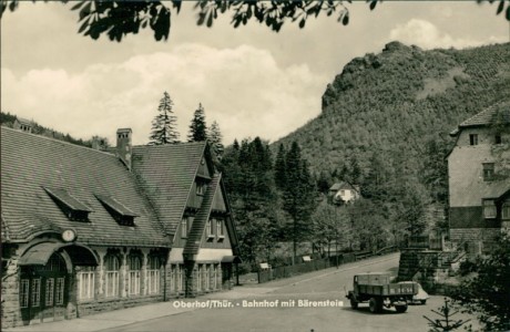 Alte Ansichtskarte Oberhof, Bahnhof mit Bärenstein