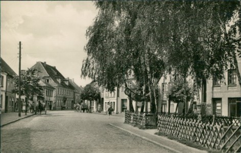 Alte Ansichtskarte Bad Sülze (Meckl.), Am Willi-Braun-Platz