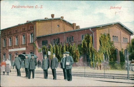 Alte Ansichtskarte Peiskretscham / Pyskowice, Bahnhof