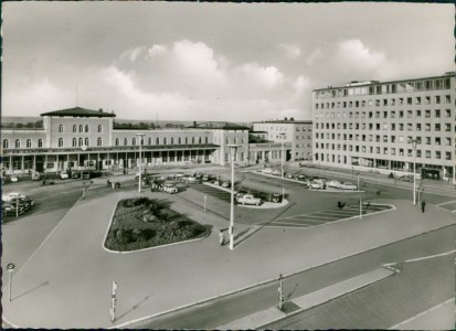 Alte Ansichtskarte Augsburg, Bahnhofsplatz