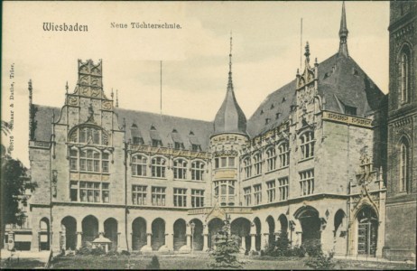 Alte Ansichtskarte Wiesbaden, Neue Töchterschule