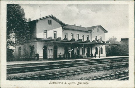 Alte Ansichtskarte Wiesbaden-Schierstein, Bahnhof