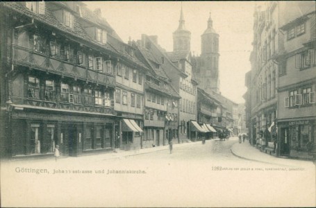 Alte Ansichtskarte Göttingen, Johannisstrasse und Johanniskirche