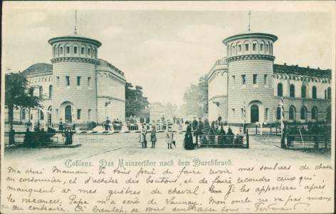 Alte Ansichtskarte Koblenz, Das Mainzertor nach dem Durchbruch