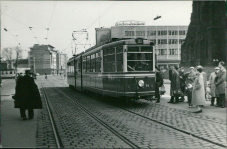 Alte Ansichtskarte Dortmund, Reinoldikirche, Straßenbahn Linie 22, Echtfoto, Abzug ca. 1970er Jahre, Format ca. 13,5 x 9,5 cm