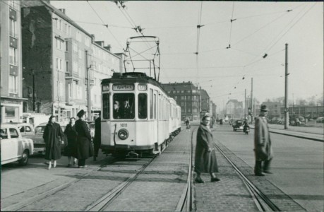 Alte Ansichtskarte Dortmund, Reinoldikirche, Straßenbahn Linie 17 Aplerbeck, Echtfoto, Abzug ca. 1970er Jahre, Format ca. 13,5 x 9,5 cm